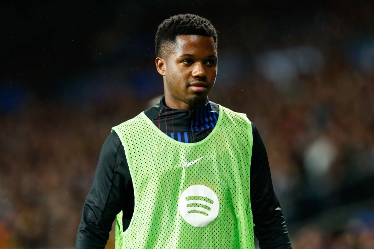 馬卡報：法蒂在巴薩的機會非常少，他可能會在今夏離隊