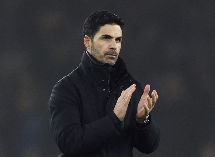 內(nèi)維爾：人們將質(zhì)疑阿森納為何沒(méi)買(mǎi)前鋒，他們明顯需要頂級(jí)前鋒