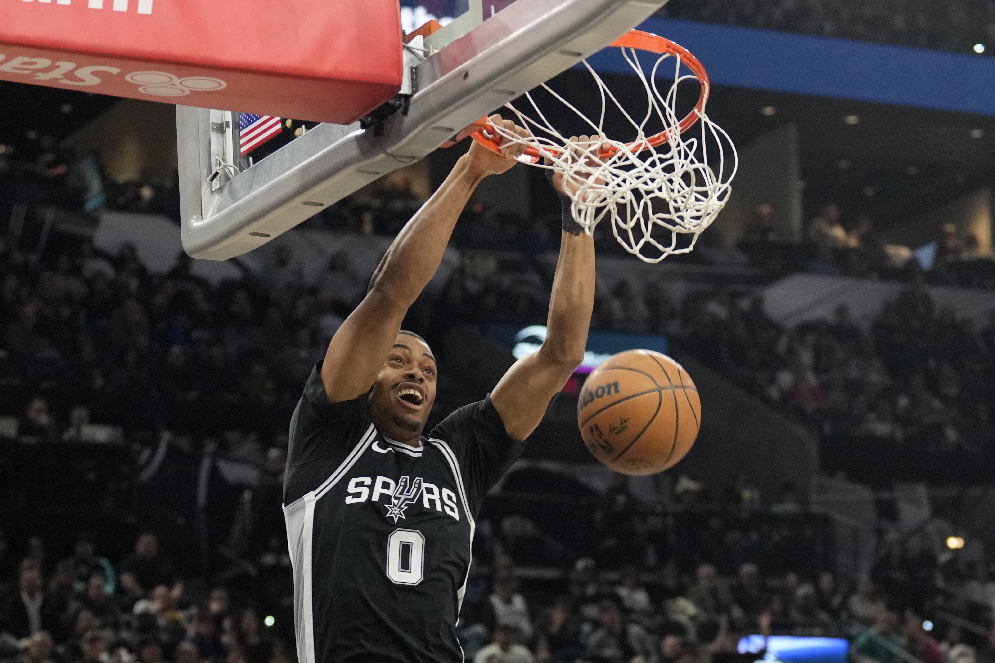 凱爾登：騎士是一支實力超群的球隊 阿倫更是聯(lián)盟頂級球員