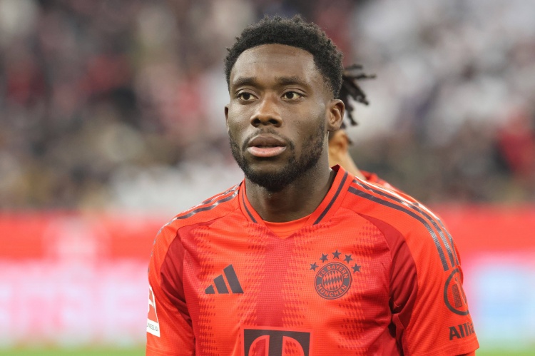 圖片報(bào)：戴維斯已成功接受手術(shù) 于帕診出軟骨損傷預(yù)計(jì)也賽季報(bào)銷