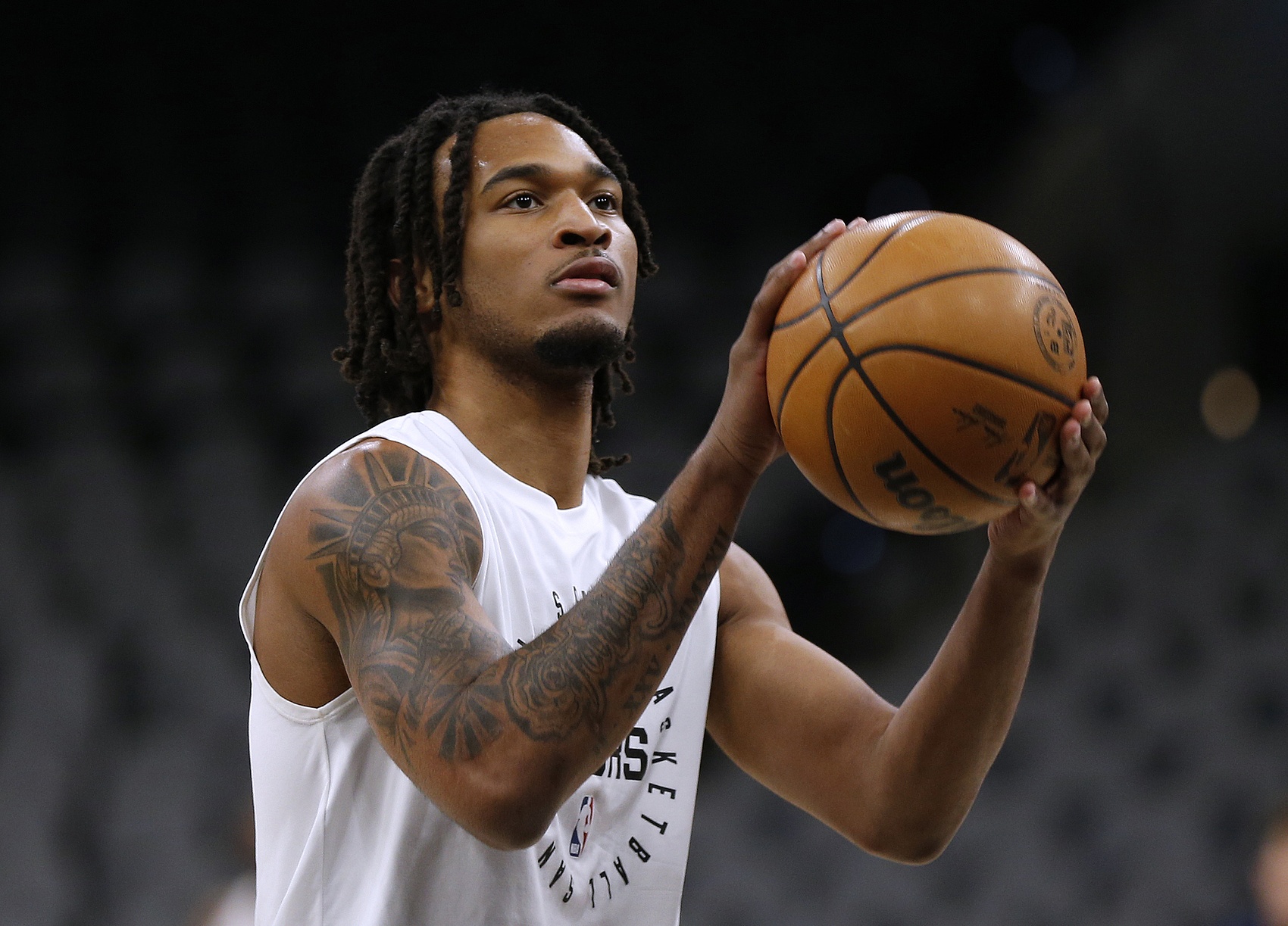 很猛！全明星后卡斯?fàn)枅鼍?3.3分5.2板4.7助 真實(shí)命中率58%