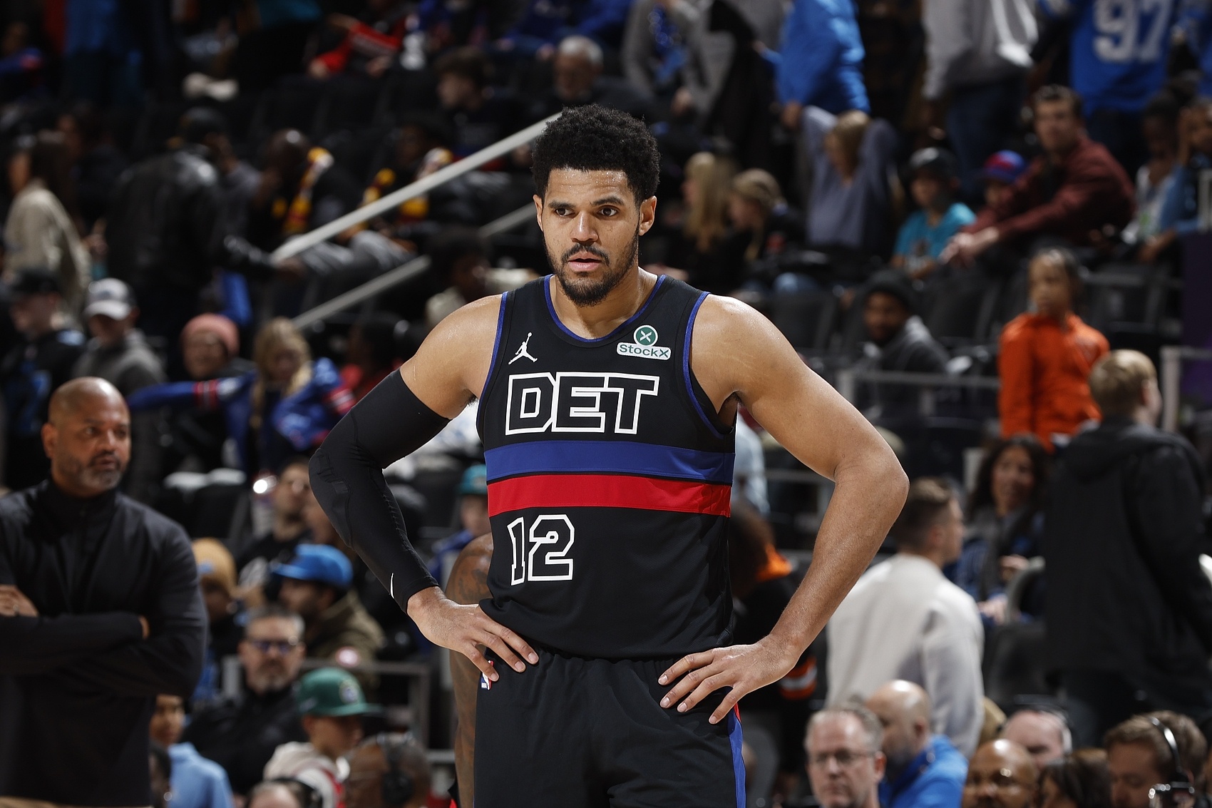 進(jìn)攻很高效！托拜亞斯-哈里斯13中9拿到20分5籃板 正負(fù)值+18