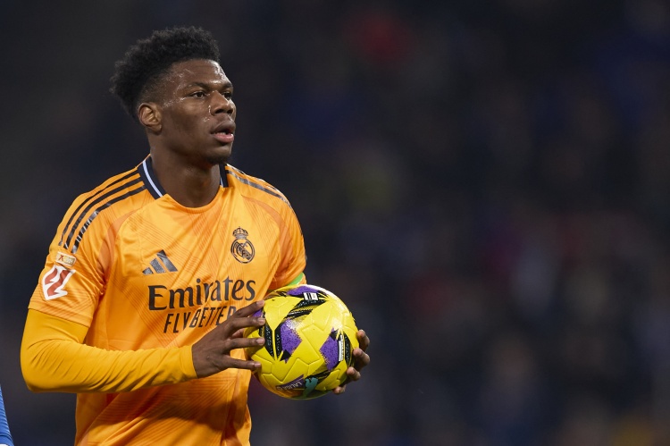 噓聲到掌聲！阿斯談瓊阿梅尼：用沉默和表現(xiàn)回應(yīng)批評，轉(zhuǎn)化為贊美