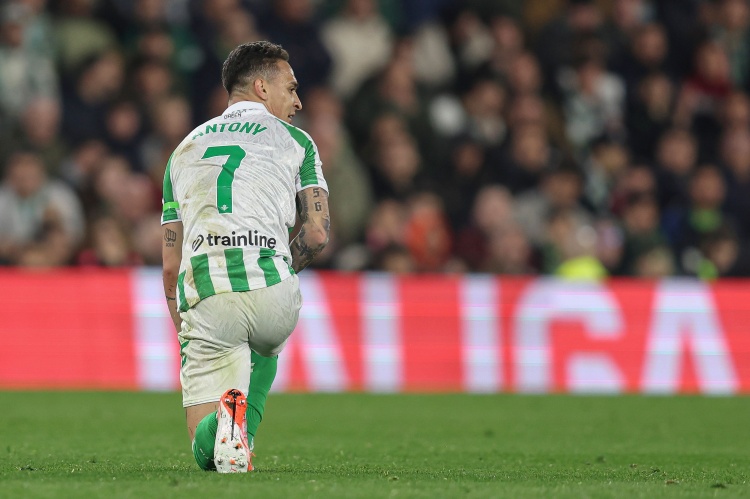 ?將戰(zhàn)皇馬！官方：安東尼紅牌上訴成功，可出戰(zhàn)下輪西甲對陣皇馬