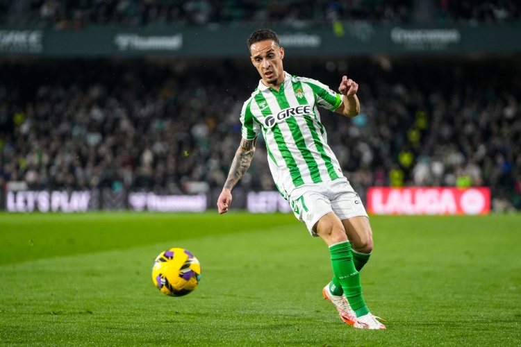 安東尼首秀以來(lái)在西甲運(yùn)動(dòng)戰(zhàn)創(chuàng)造17次機(jī)會(huì)+6造良機(jī)，均為同期最多