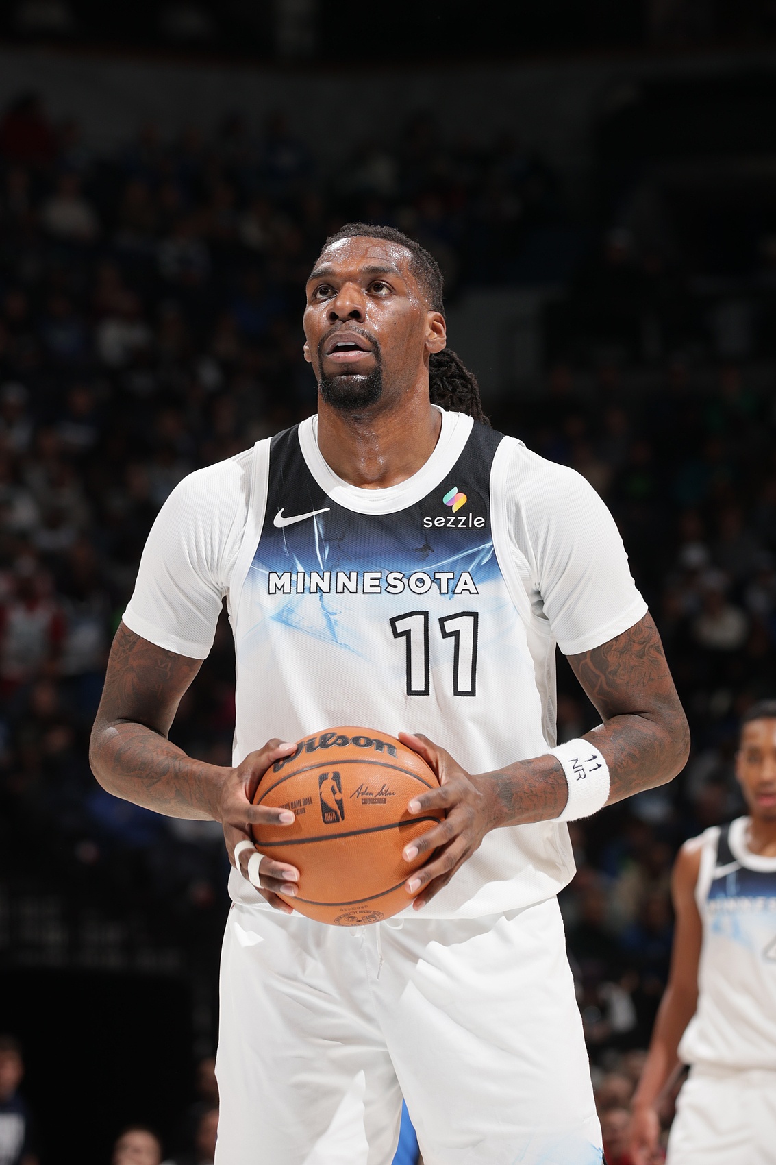 很硬！里德半場(chǎng)10中4得16分8板2助3蓋帽 第二節(jié)獨(dú)得12分6板