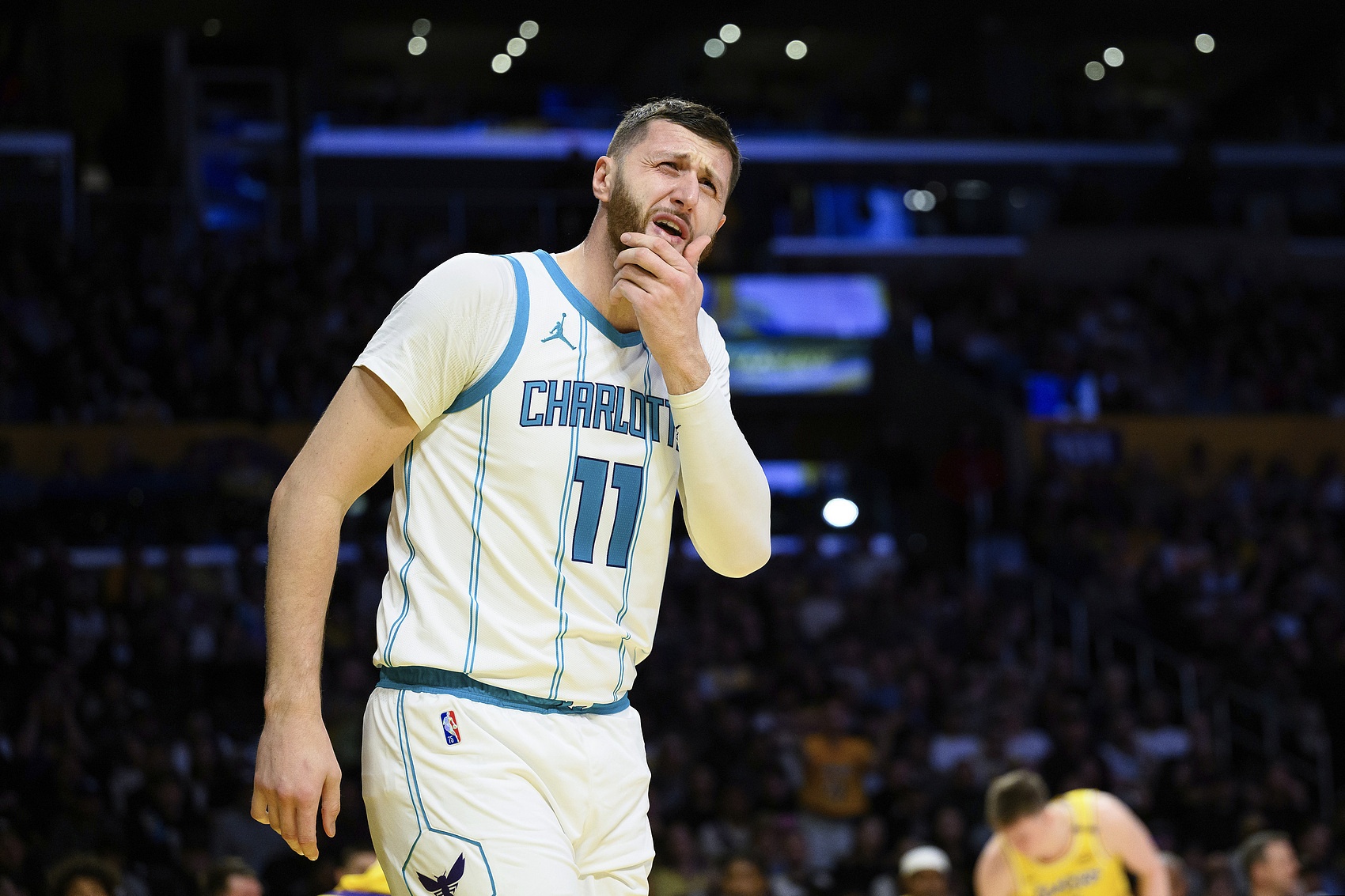 中規(guī)中矩！努爾基奇9中5得到11分8板5助1斷1帽