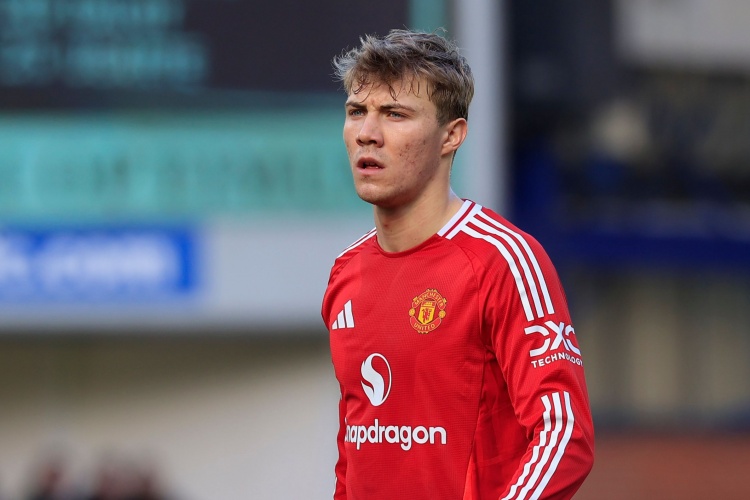 轉(zhuǎn)會費(fèi)7390萬&16場球荒！曼晚：曼聯(lián)教練組對22歲霍伊倫失去耐心