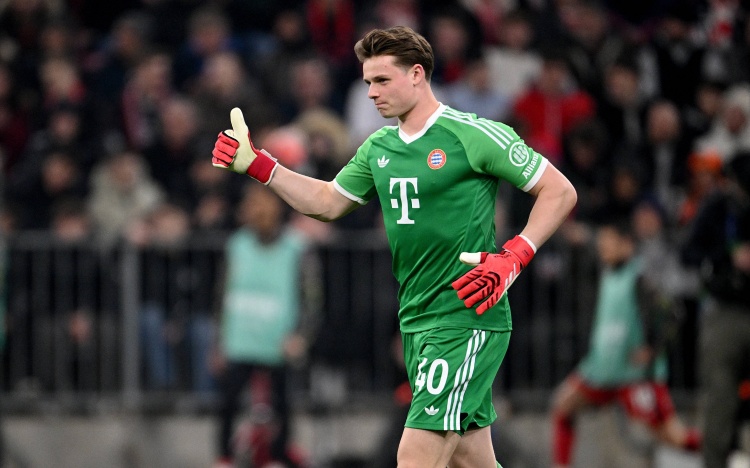 前教練：烏爾比希具備接班諾伊爾潛力，兌現(xiàn)潛力需做到張弛有度