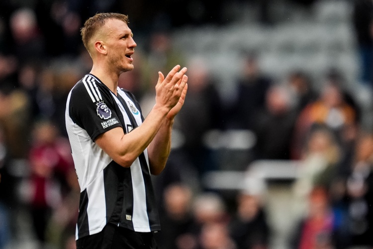 buff加成？32歲丹-伯恩首次入選英格蘭隊(duì)，決賽頭槌打進(jìn)賽季首球