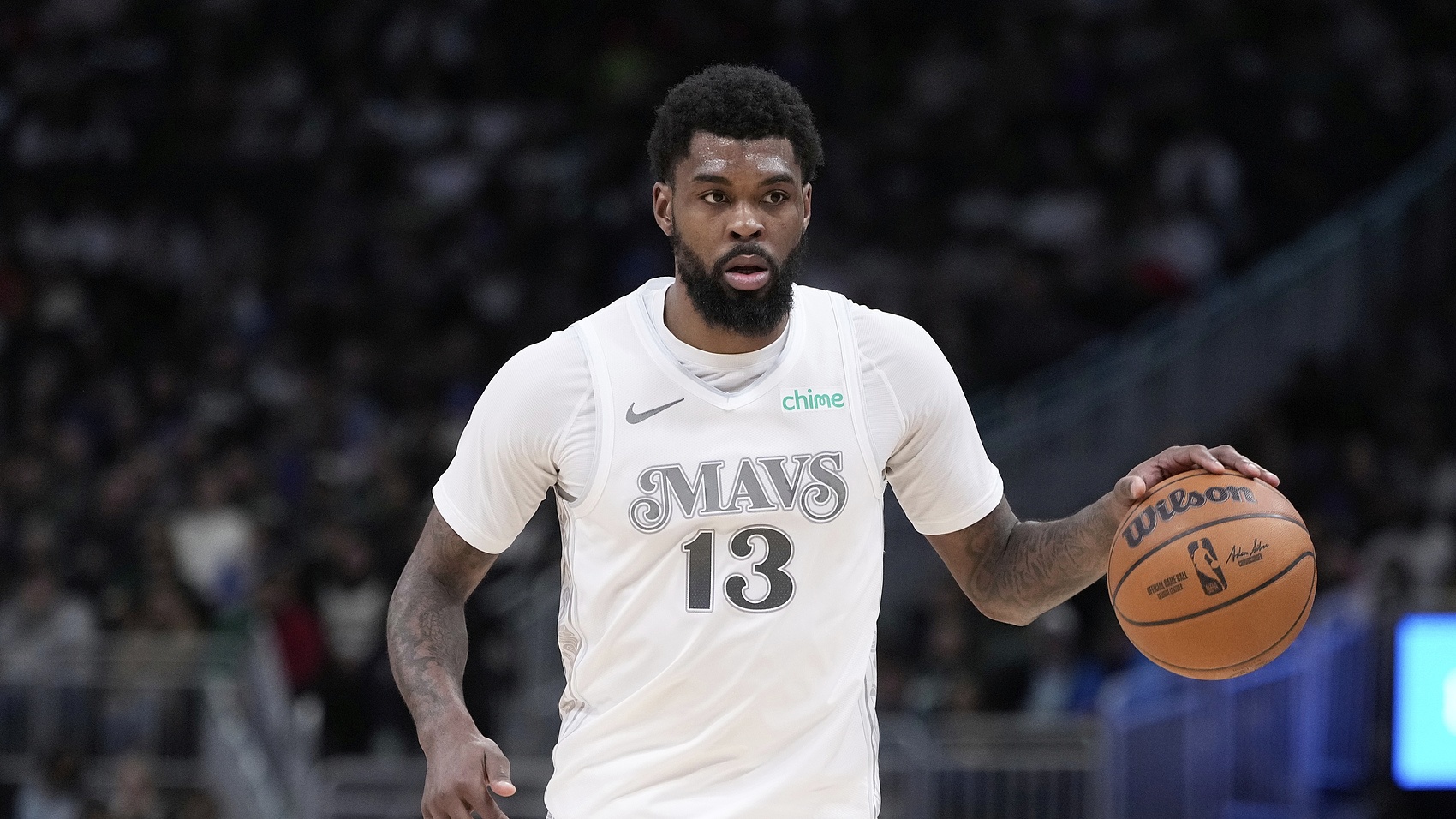 馬紹爾15投8中得到20分9板3助 下半場11中7獨得18分