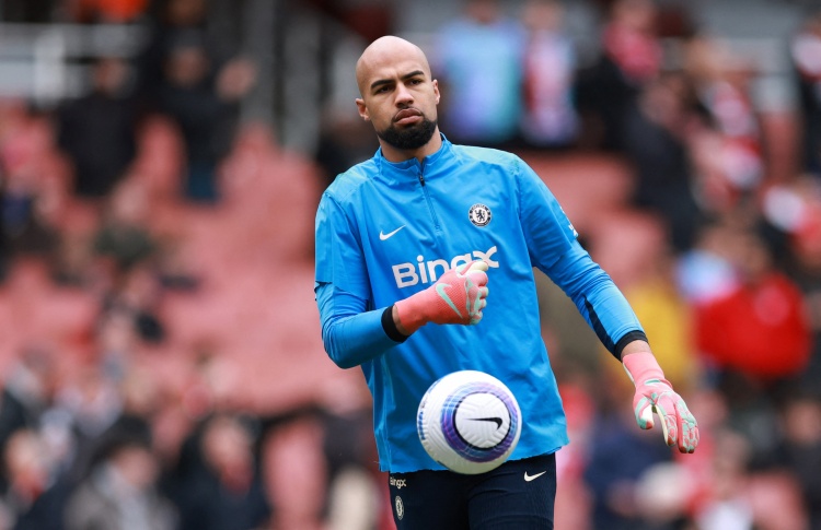 還給機(jī)會？羅伯特-桑切斯7次失誤致丟球+送點(diǎn) 本賽季五大聯(lián)賽最多