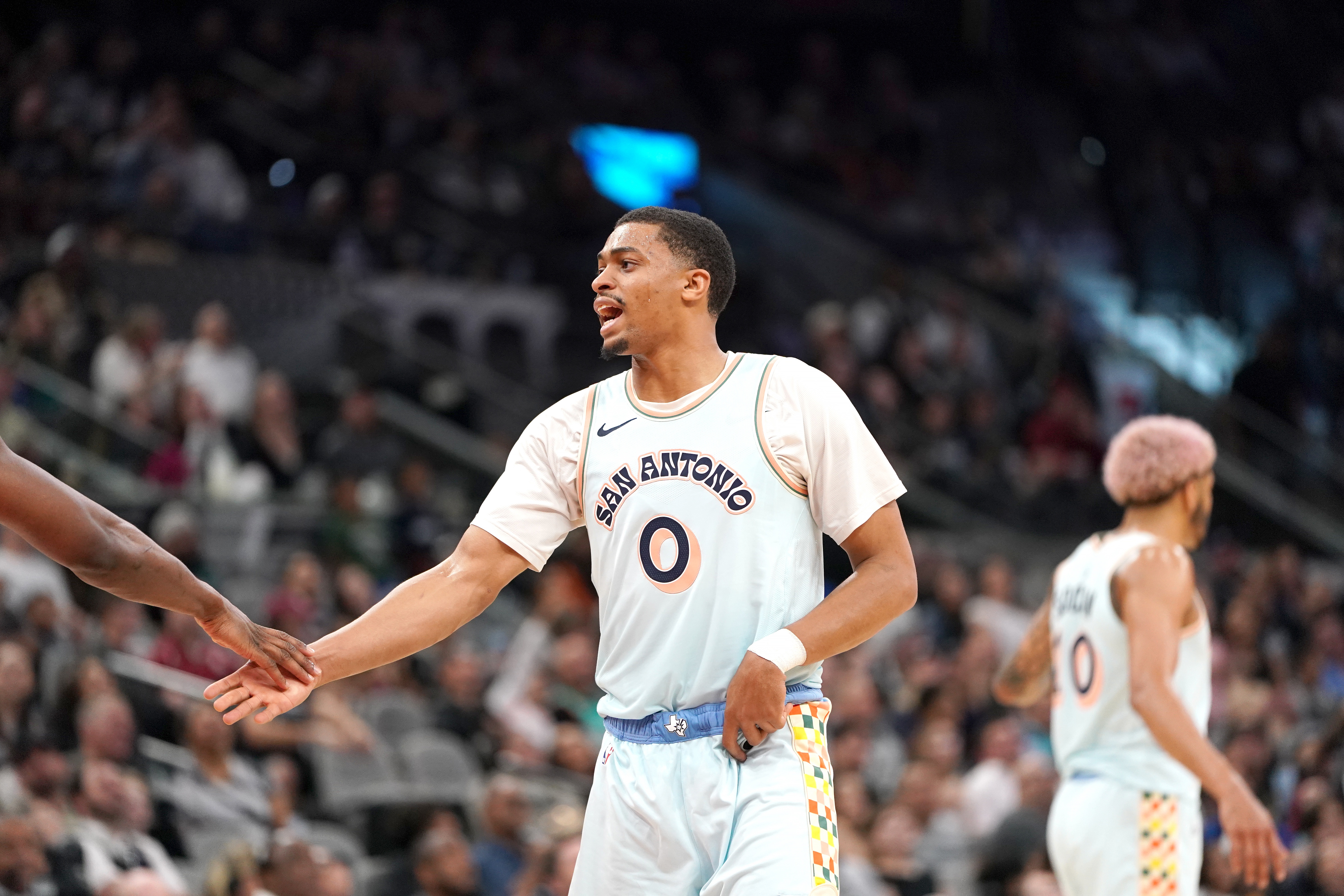 盡力了！凱爾登12中9高效拿下23分6板3助