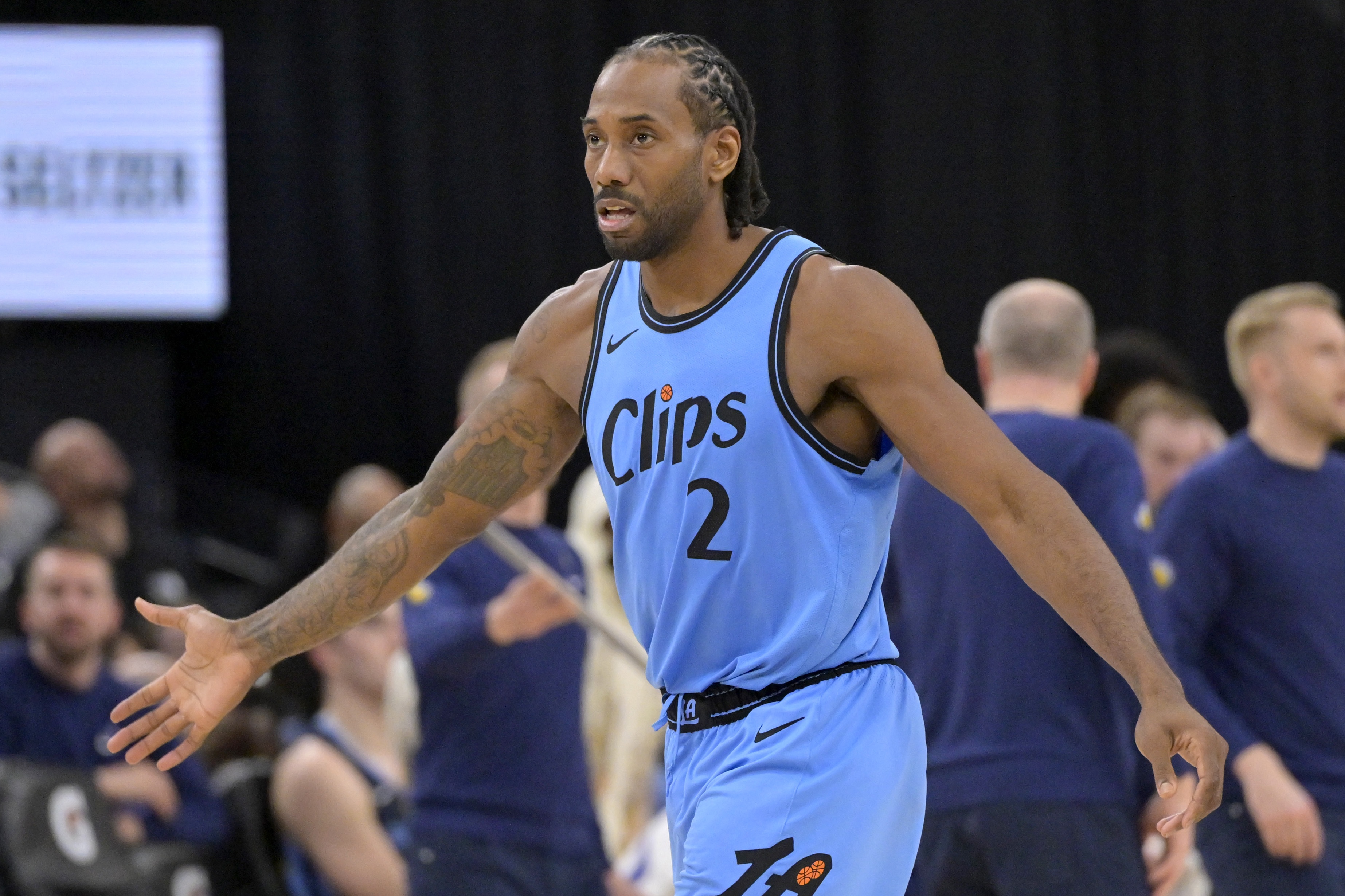 全隊唯一上雙！萊昂納德半場8中4拿到11分3板1助