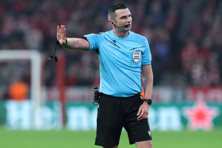 泰晤士報(bào)：英超裁判年薪最高達(dá)25萬英鎊，還可通過額外任務(wù)賺更多