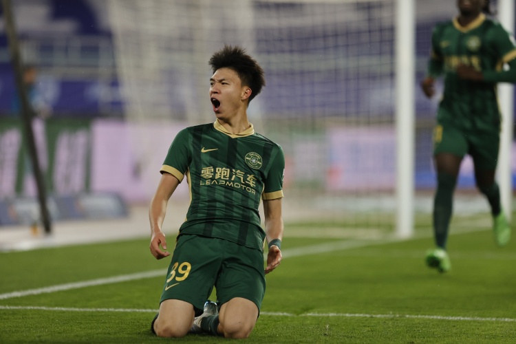 浙江隊(duì)副總談王鈺棟留洋：目標(biāo)肯定是歐洲，歐洲好的聯(lián)賽好的球隊(duì)