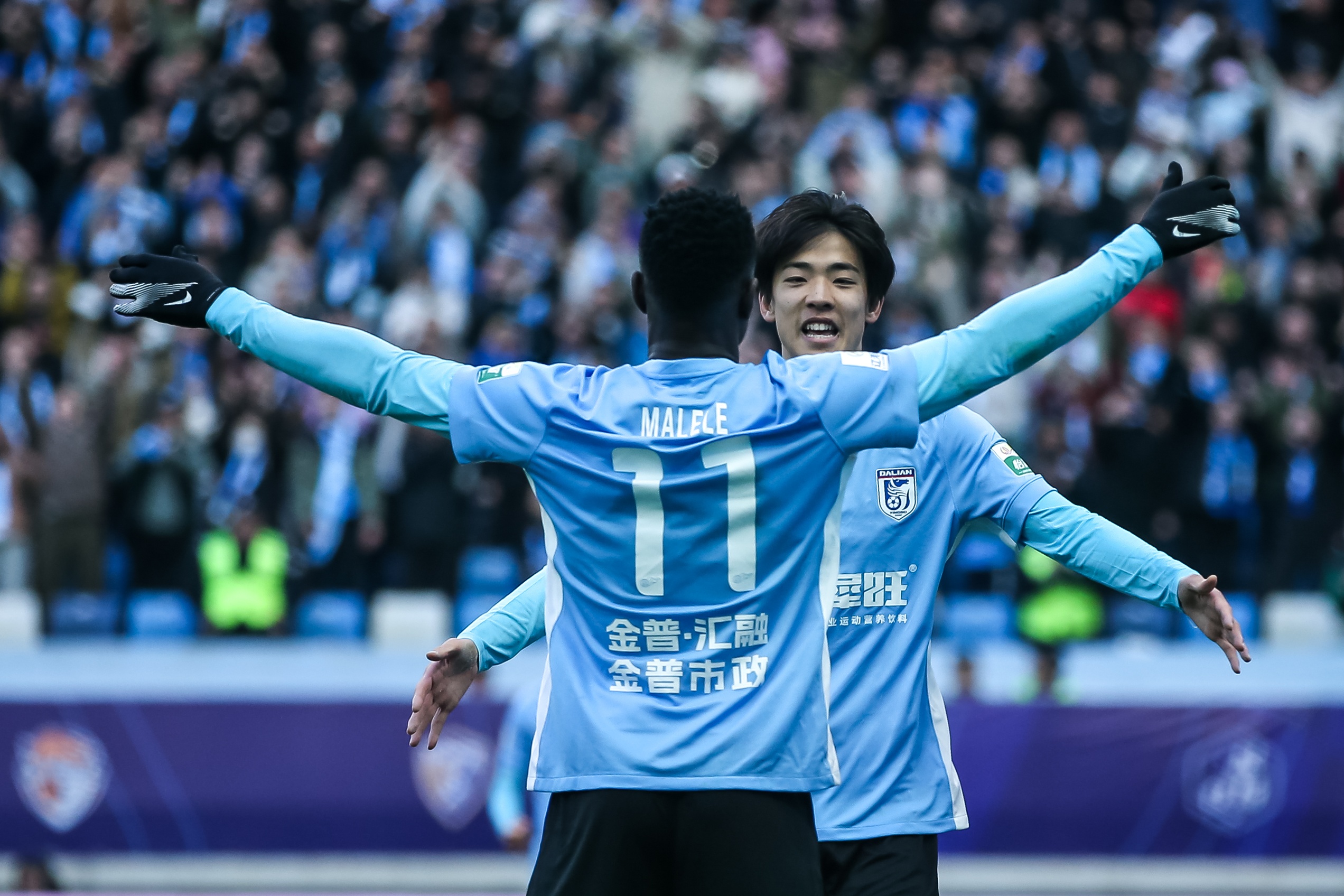 青春風暴刮起來！19歲朱鵬宇&18歲王鈺棟處子球 19歲李新翔1射2傳